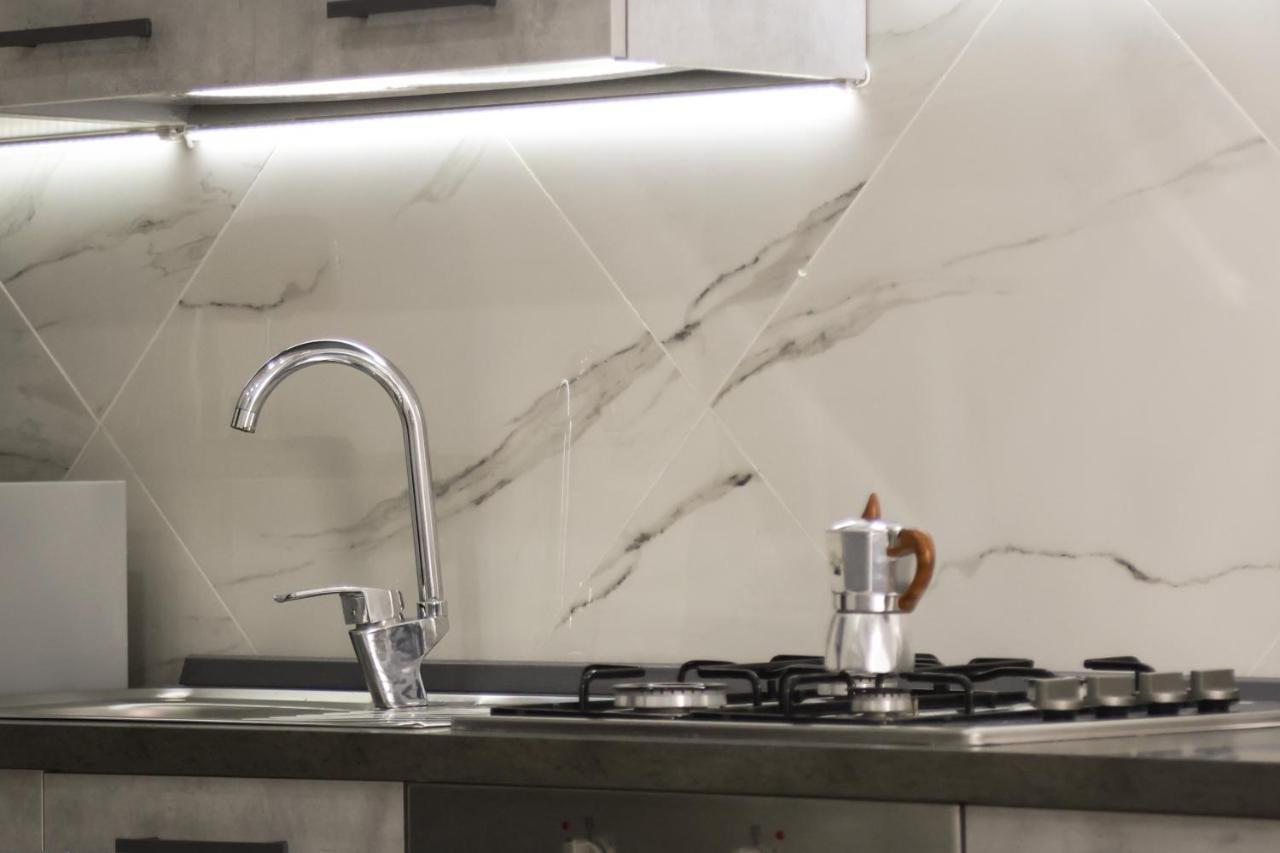 Modern By Sasy In The Centre Apartment Naples
